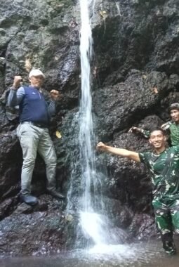 Pemdes Kusubibi Dampingi PDAM Halsel Lakukan Survei Pencarian Sumber Air Bersih